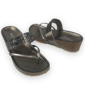 Massimo Caponi Bronze Leather Thong Sandal Crystals Embellished Cork Sandals